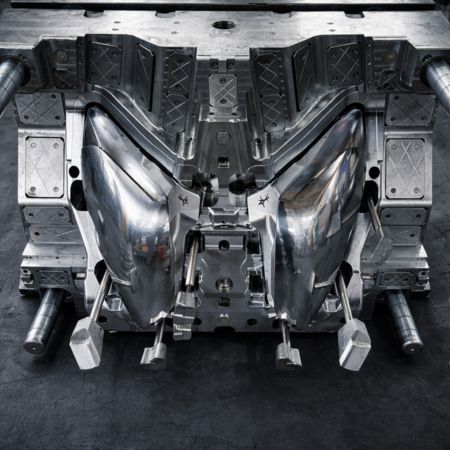 Errores de dise&ntilde;o de refrigeraci&oacute;n en moldes de iluminaci&oacute;n para autom&oacute;viles | Riesgos ocultos de estabilidad