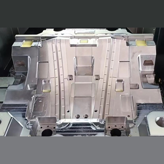 عالية الجودة السيارات العلوي ضوء دليل قطاع الدقة حقن صب القالب